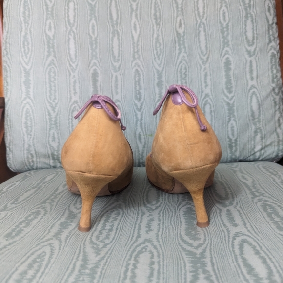 United Colors of Benetton Tan Suede Kitten Heel Pumps - Picture 2 of 5